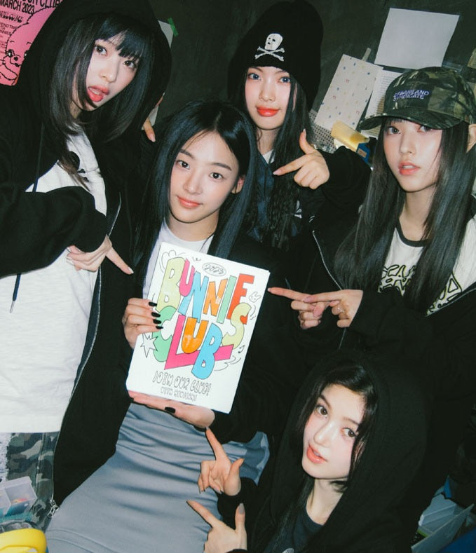 NEWJEANS BUNNIES CLUB SWEATSHIRT