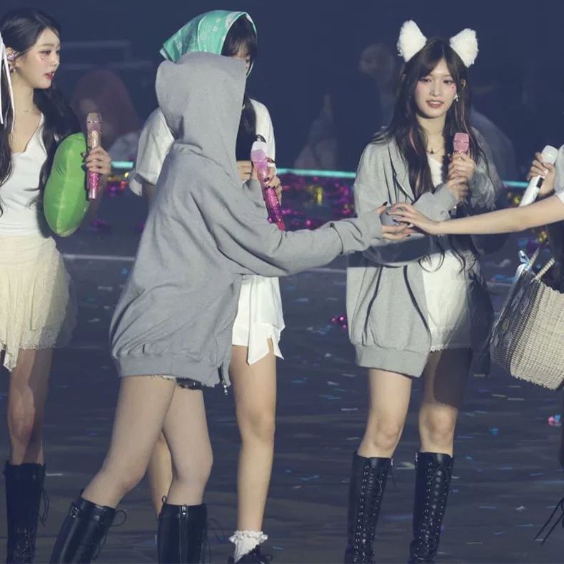 IVE SWEATSHIRT - IVE SCOUT 2025