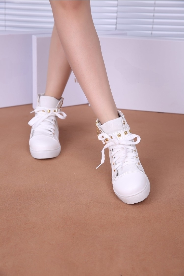 WOMEN'S ROCKER BOOT (white/black)